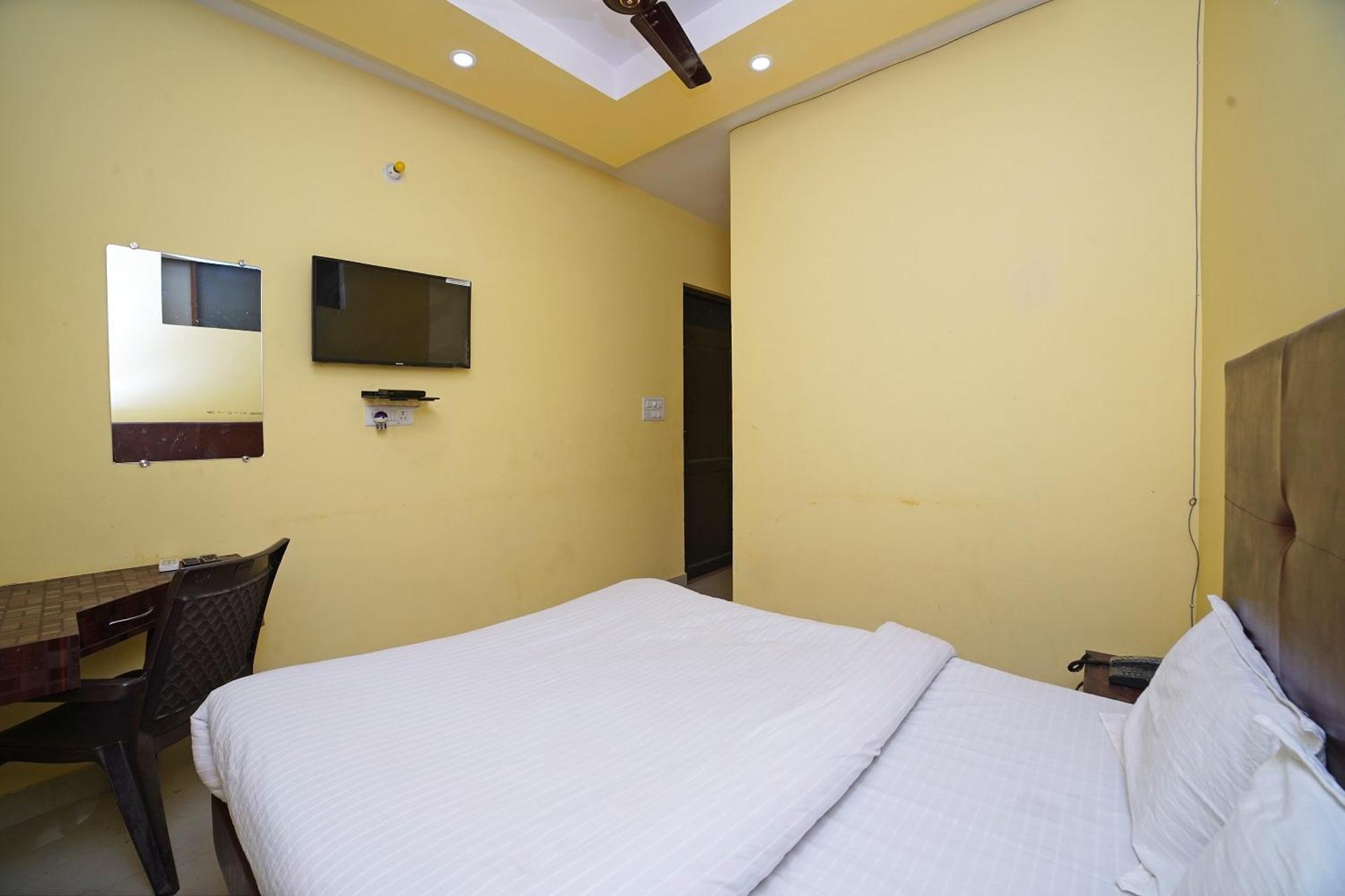 מוראדאבאד Hotel O Rama Palace מראה חיצוני תמונה